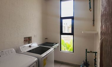 Casa en VENTA UN PISO fraccionamiento LOMAS DEL DORADO Boca del Río