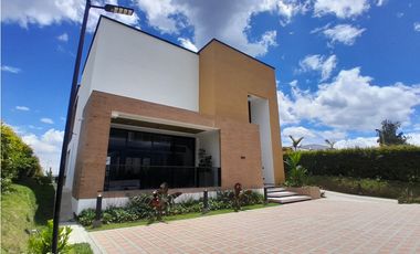 Casa Campestre Vía  Armenia Calarcá