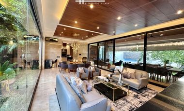 Exclusiva casa en venta en zona Campestre