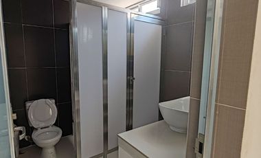 SE RENTA OFICINA AMUEBLADA EN PLANTA ALTA