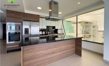 DEPARTAMENTO FRENTE AL MAR DE 3 DORMITORIOS EN POSEIDÓN - MANTA