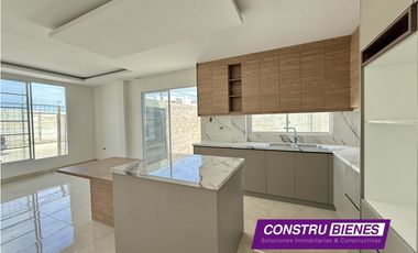 Casas de 1 piso en Urbanización Villa Real cerca playas de Manta