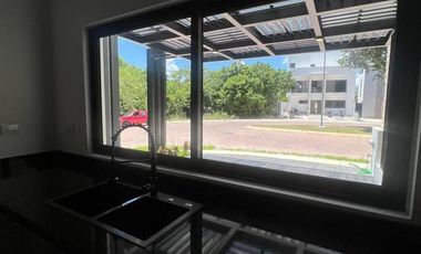 Casa en venta en Cancún de 3 habitaciones residencial Rio