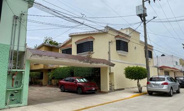 Casa en Venta calle Nuevo León, Col. Petrolera. Coatzaocoalcos