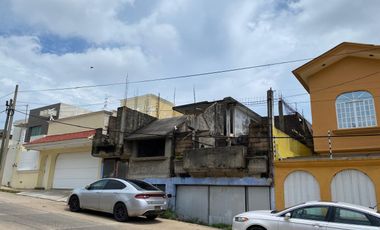 Terreno en  Venta con construcción en obra negra Col. Palma Sola, Coatzacoalcos, Ver.