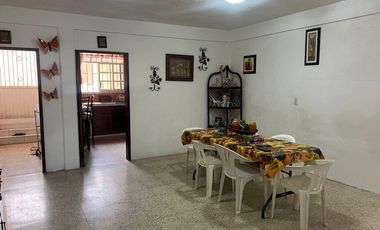 Casa en Venta Av. Cuauhtémoc, Col. Puerto México, Coatzacoalcos, Ver.
