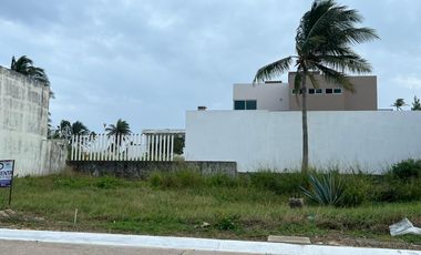 Terreno en Venta calle Palma Estrella, Fracc. Palma de Mallorca, Coatzacoalcos, Ver.