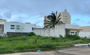 Terreno en Venta, Calle Fracc. Real de Palmas, Coatzacoalcos, Ver.