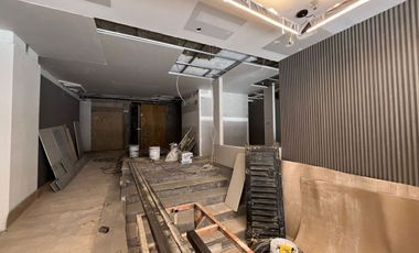 Renta de Amplio Local Comercial de 372.66 m² en Planta Baja en la Roma Norte