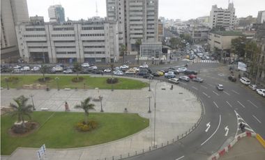 ¡Venta de oficina, cercado de Lima, a pasos del Palacio de Justicia!