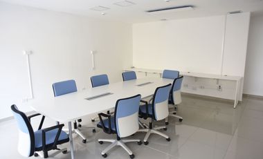 LOCAL COMERCIAL (106 M2) / PLAZA PENTA - RM