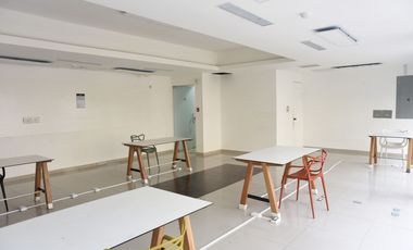 LOCAL COMERCIAL (106 M2) / PLAZA PENTA - RM