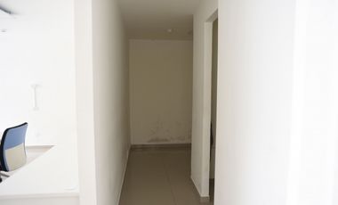 LOCAL COMERCIAL (106 M2) / PLAZA PENTA - RM