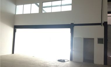 PH OFIBODEGAS PANAMA / (494 M2) RM