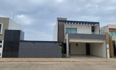 Casa Amueblada en Renta, Fracc. La Jolla. Coatzacoalcos