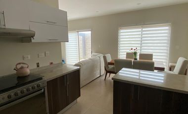 Casa Amueblada en Renta, Fracc. La Jolla. Coatzacoalcos