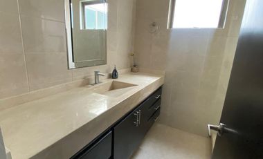 Casa Amueblada en Renta, Fracc. La Jolla. Coatzacoalcos