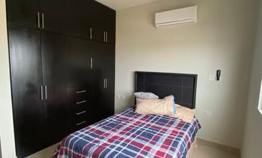 Casa Amueblada en Renta, Fracc. La Jolla. Coatzacoalcos