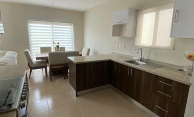 Casa Amueblada en Renta, Fracc. La Jolla. Coatzacoalcos