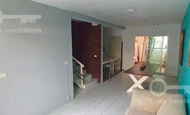 Casa en renta en calle Coral, Fracc. Punta del Mar, en Coatzacoalcos, Veracruz.