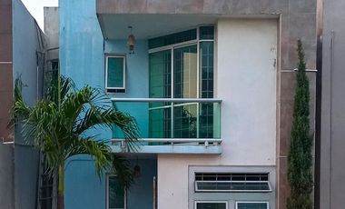 Casa en renta en calle Coral, Fracc. Punta del Mar, en Coatzacoalcos, Veracruz.