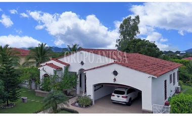 Se Vende hermosa Casa en Hacienda Pacífica con Casita de Huéspedes