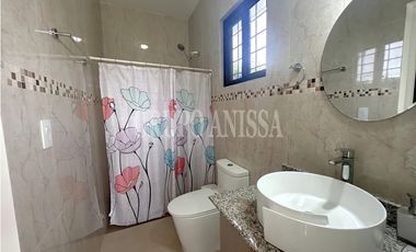 Se Vende hermosa Casa en Hacienda Pacífica con Casita de Huéspedes