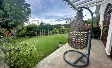 Se Vende hermosa Casa en Hacienda Pacífica con Casita de Huéspedes