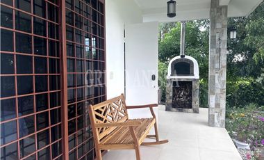 Se Vende hermosa Casa en Hacienda Pacífica con Casita de Huéspedes