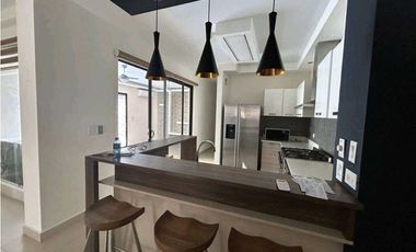 VENDO CASA EN RIVER VALLEY PANAM PACFICO