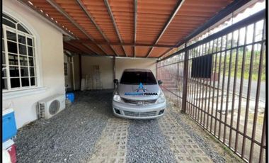 VENTA DE CASA EN VILLA ZAITA