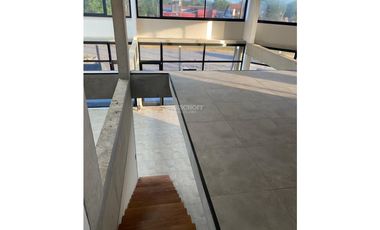 VENTA EN BLOCK DE EXCELENTES LOCALES SOBRE BOULEVARD
