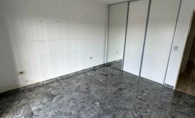 Departamento en venta en Berazategui Este