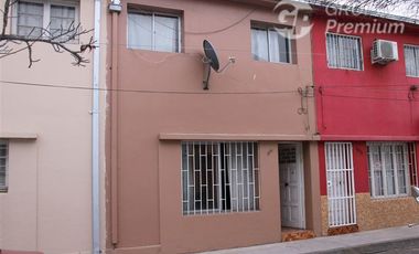 Casa en Venta en CLUB HIPICO