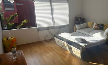 Casa en condominio en venta en Lomas de Tecamachalco