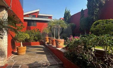 Casa en condominio en venta en Lomas de Tecamachalco