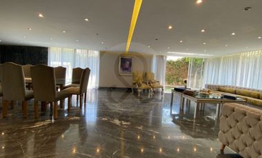 Casa en venta en Lomas de Tecamachalco