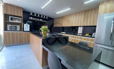 Casa en venta en Lomas de Tecamachalco