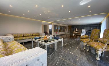 Casa en venta en Lomas de Tecamachalco