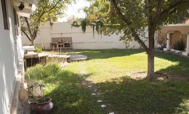 CASA EN VENTA EN LAS ROSAS