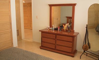 CASA EN VENTA EN LAS ROSAS