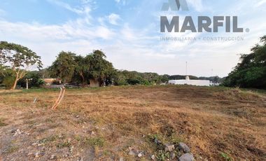 Venta de Terrenos Residenciales Campestres Coto Privado en Chivato Norte Colima