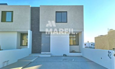 Venta de Hermosa Casa de 3 Recámaras en Fraccionamiento La Rioja Norte de Colima