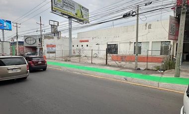 Bodega sobre Av. 5 de Feb