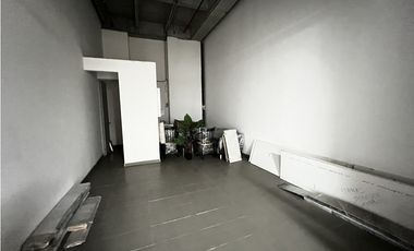 LOCAL EN ARRIENDO EN ENVIGADO - AV LAS VEGAS