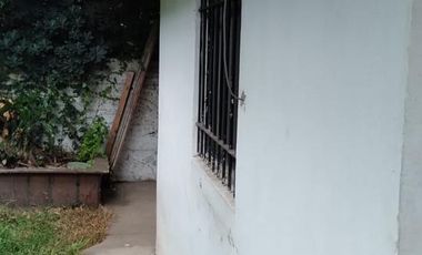 ALQUILO DEPTO 2AMB TIPO CASA CON PATIO PROPIO FRENTE A JUMBO LLAVALLOL
