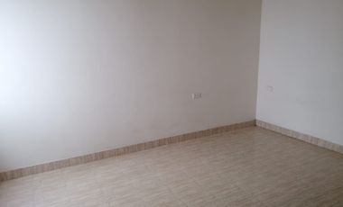 Casa Bifamiliar En Barrio La Pradera  con plancha .144 Mtrs