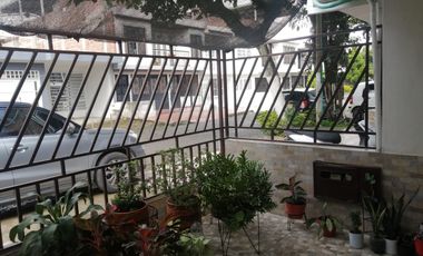 Casa Bifamiliar En Barrio La Pradera  con plancha .144 Mtrs