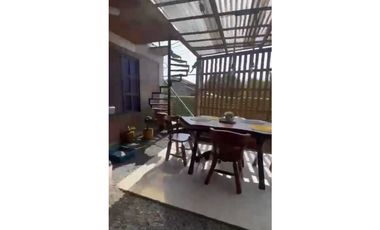 Casa campestre con piscina en venta - Santa Elena El Cerrito Valle