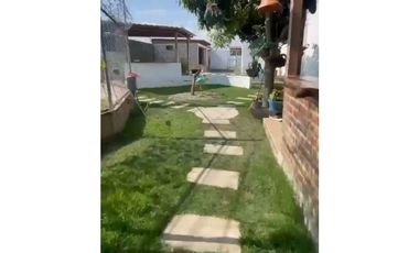 Casa campestre con piscina en venta - Santa Elena El Cerrito Valle